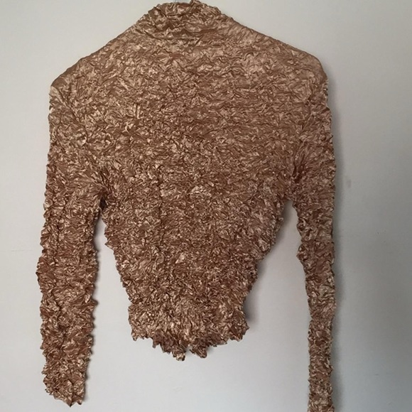 Simon Chang gold crinkle top / shirt ✨ - Picture 2 of 3